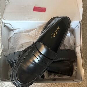 ALDO women’s brand new loafers